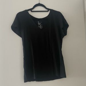 Gap The Essential V-Neck Tee